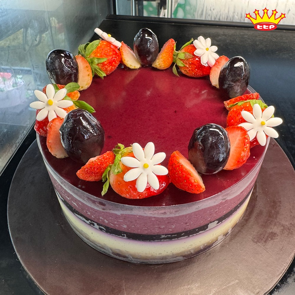 Bánh kem cheese phúc bồn tử